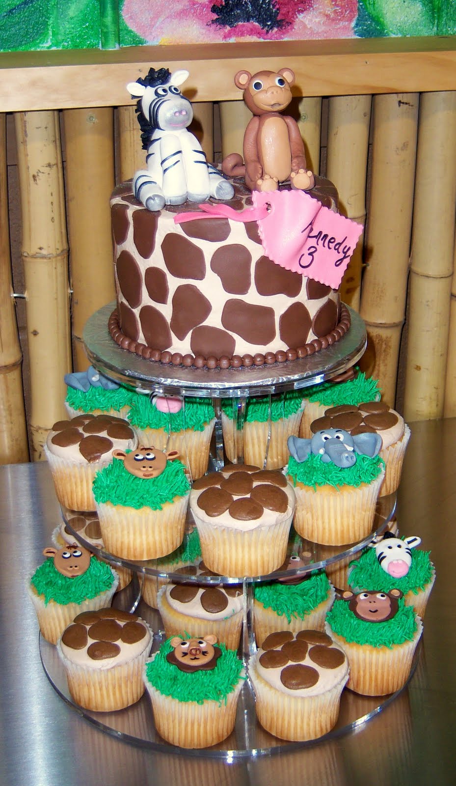 Jungle Theme Cakes and Cupcakes