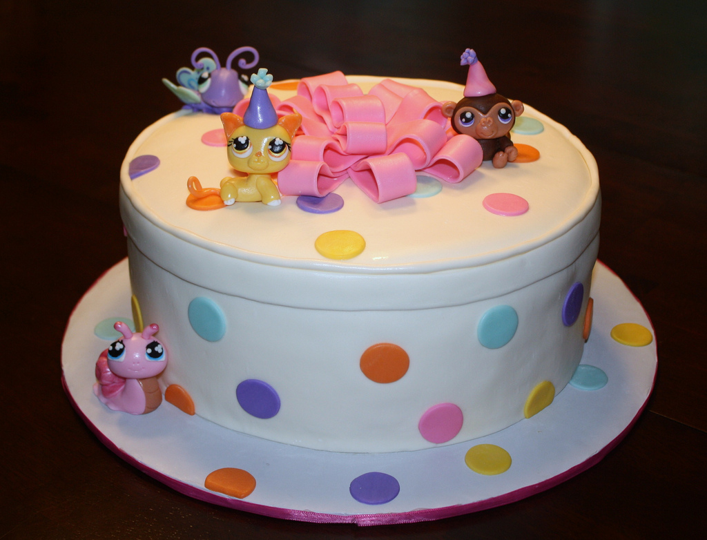 Littlest Pet Shop Cake