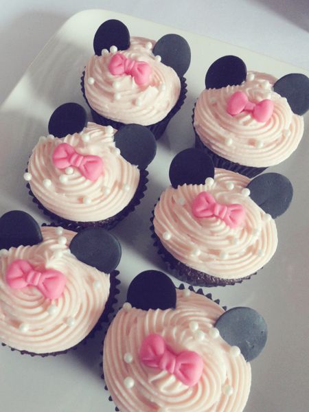 11 Photos of Minnie Baby Shower Cupcakes