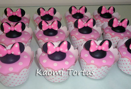 Minnie Mouse Baby Shower Cupcakes