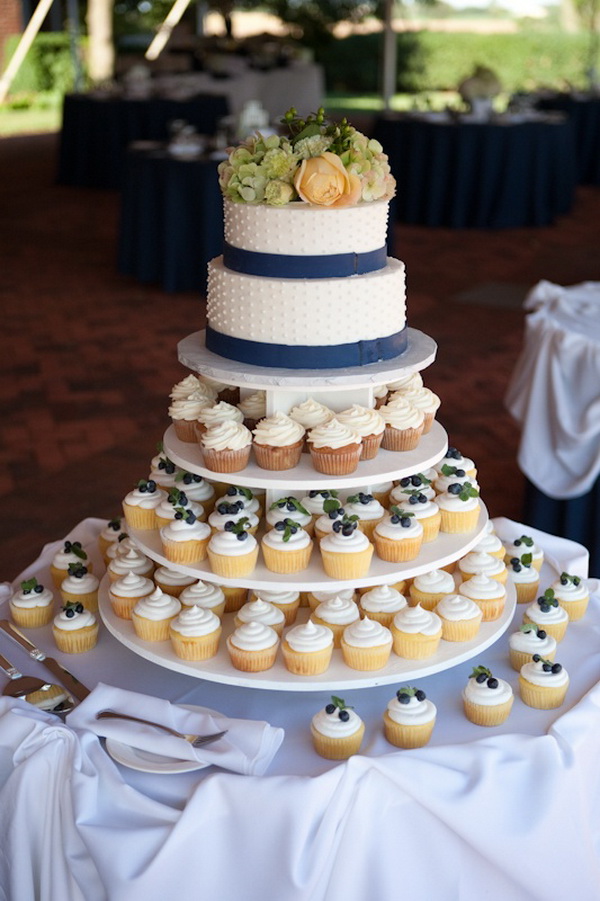 Nautical Wedding Cake with Cupcakes