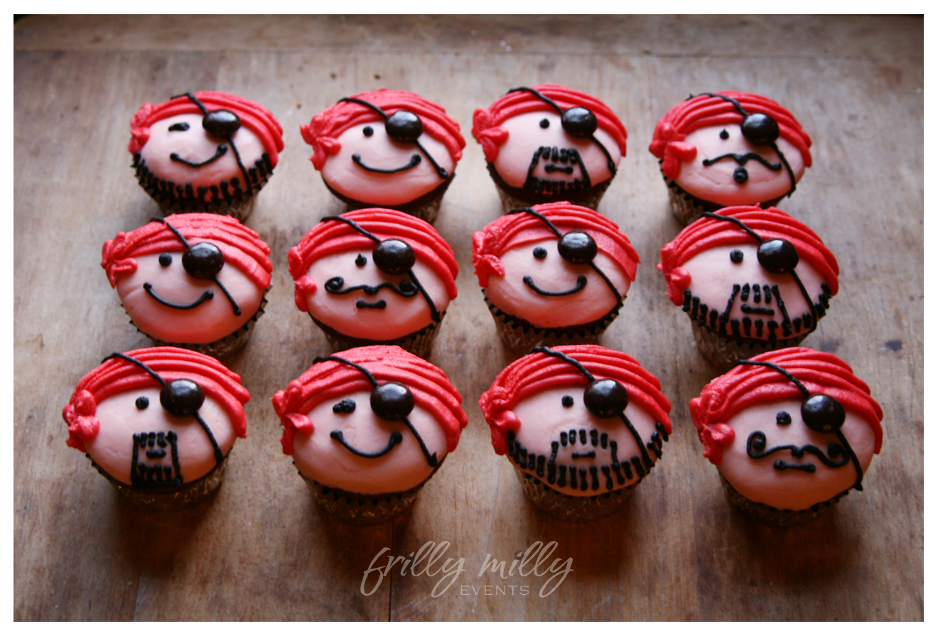 10 Photos of Pirate Birthday Party Cupcakes