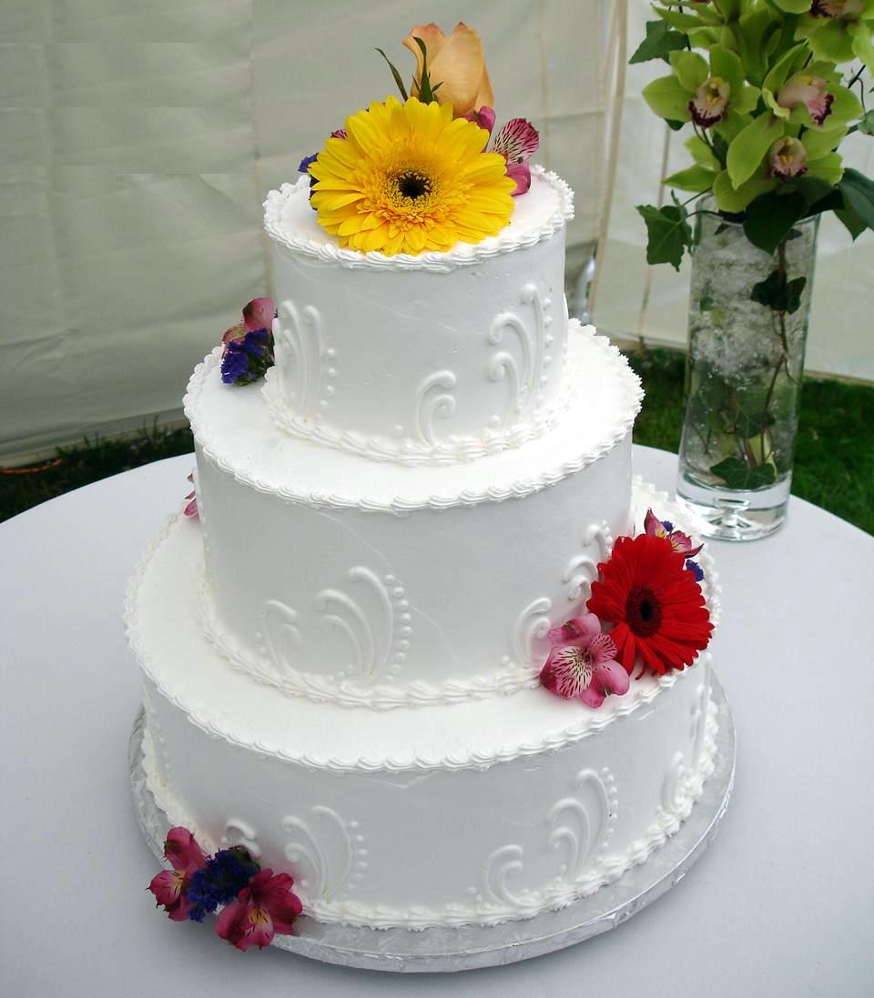 Simple Wedding Cake Decorations