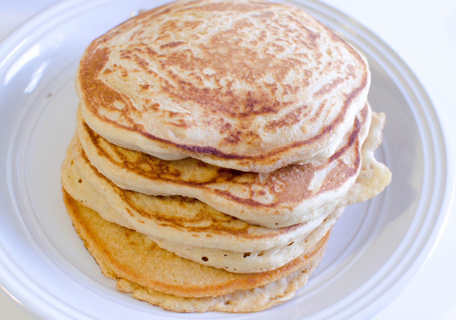 Simple Whole Wheat Banana Pancakes