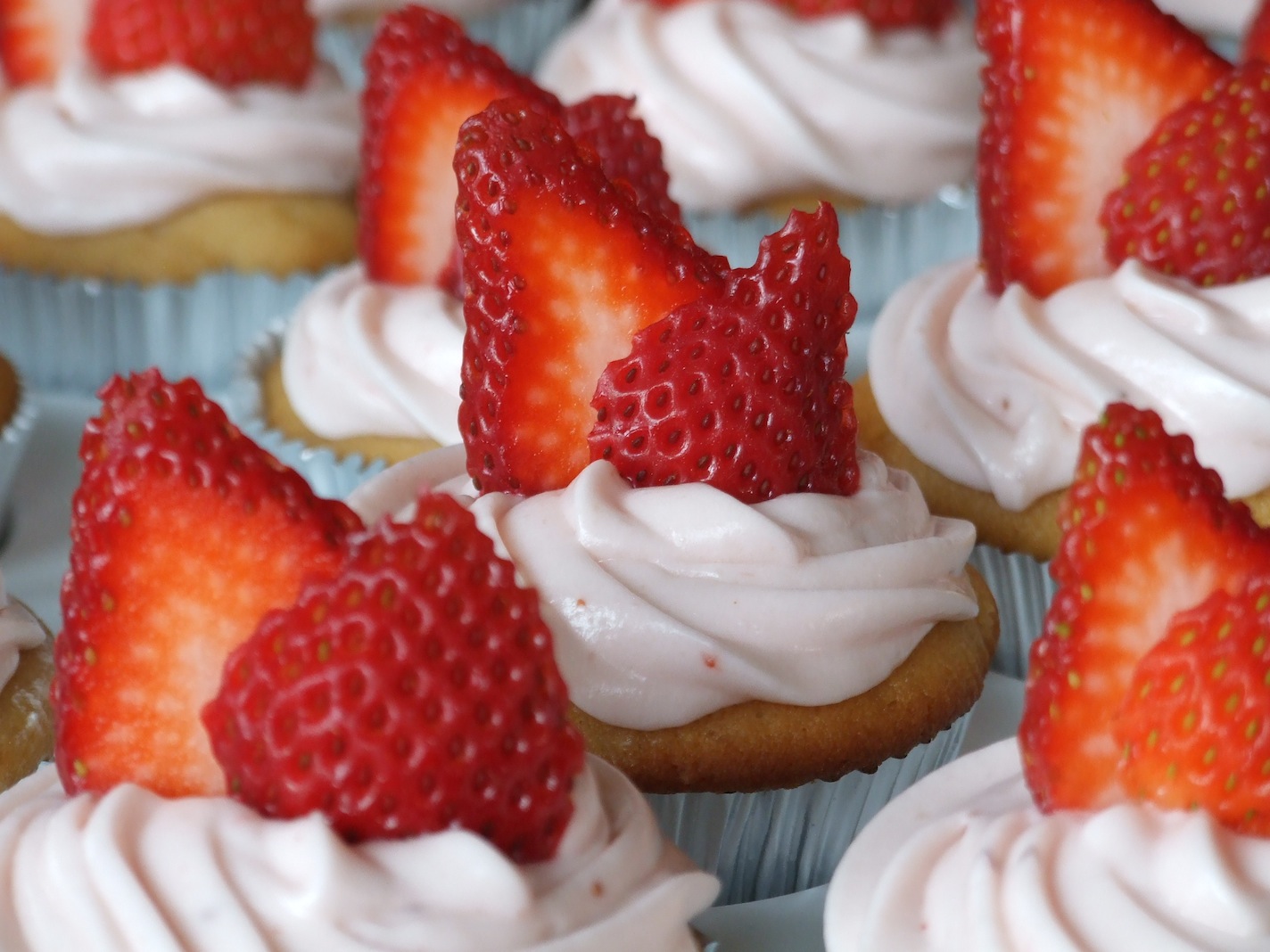 Strawberry Cupcakes with Cream Cheese Frosting