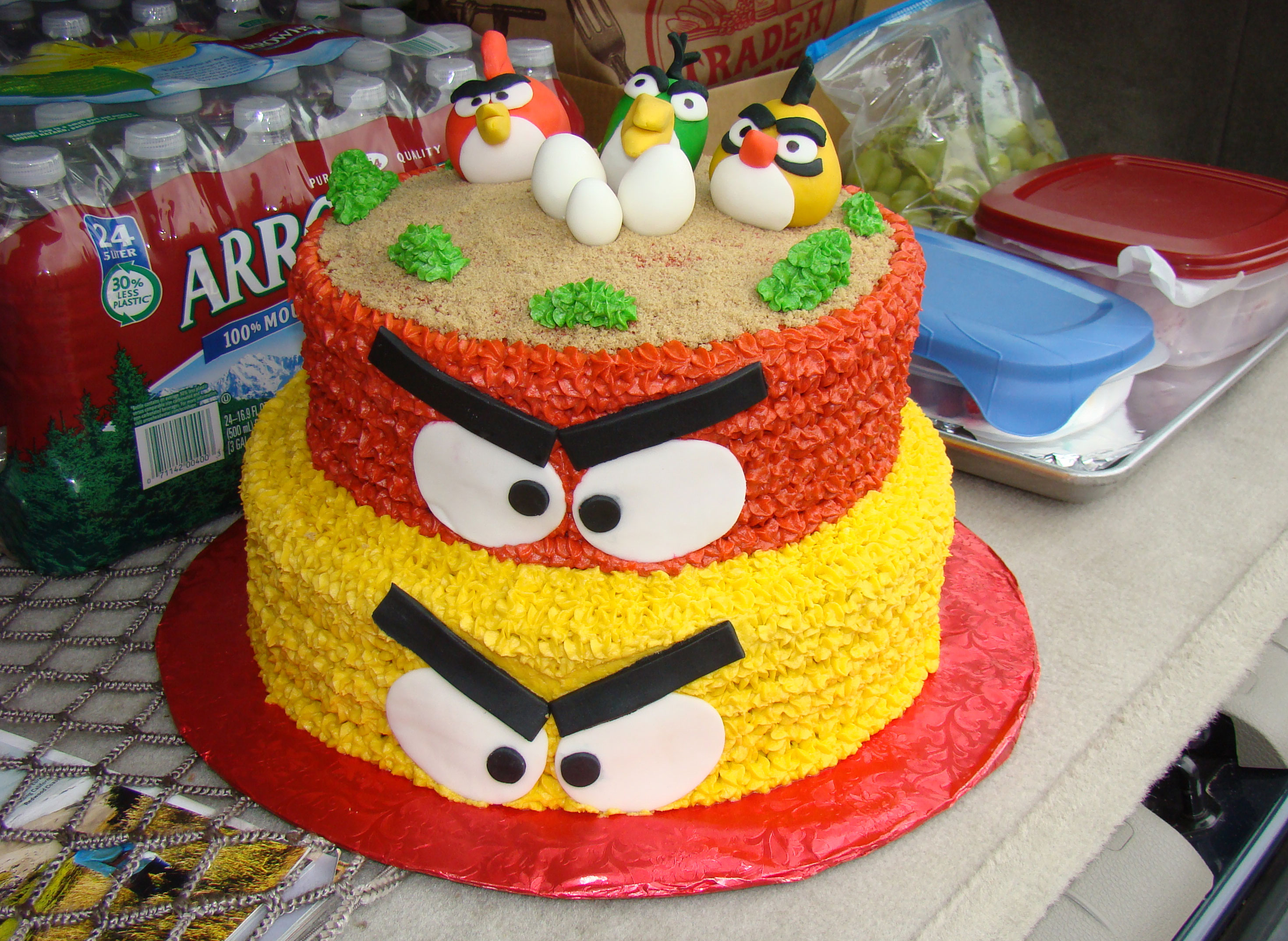 Angry Bird Idea Birthday Cake