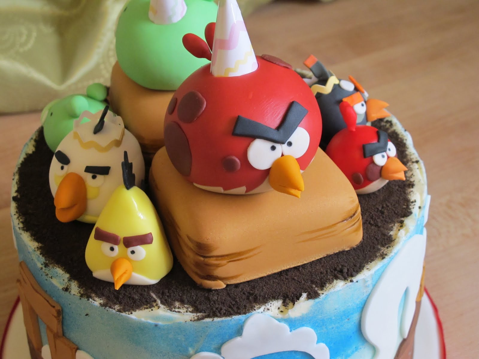 Angry Birds Birthday Cake