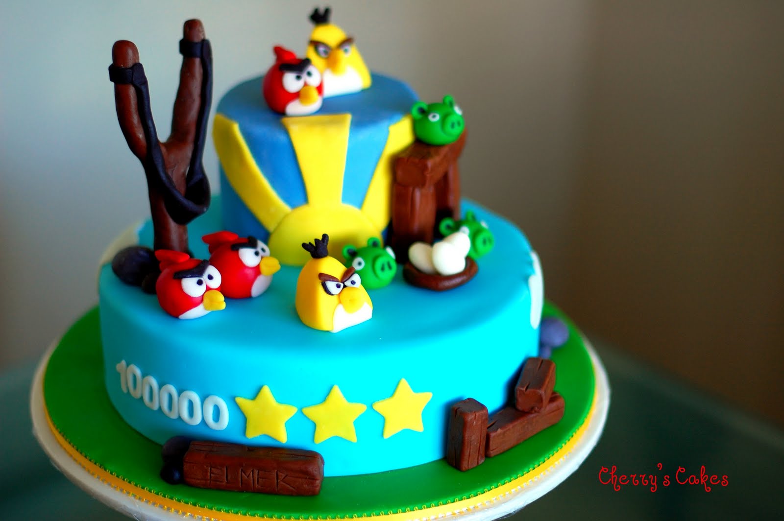 Angry Birds Cake