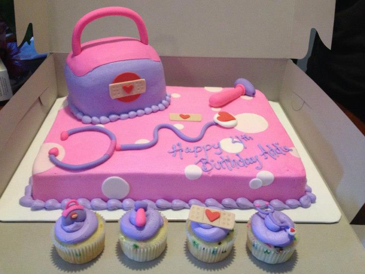 Doc McStuffins Cake