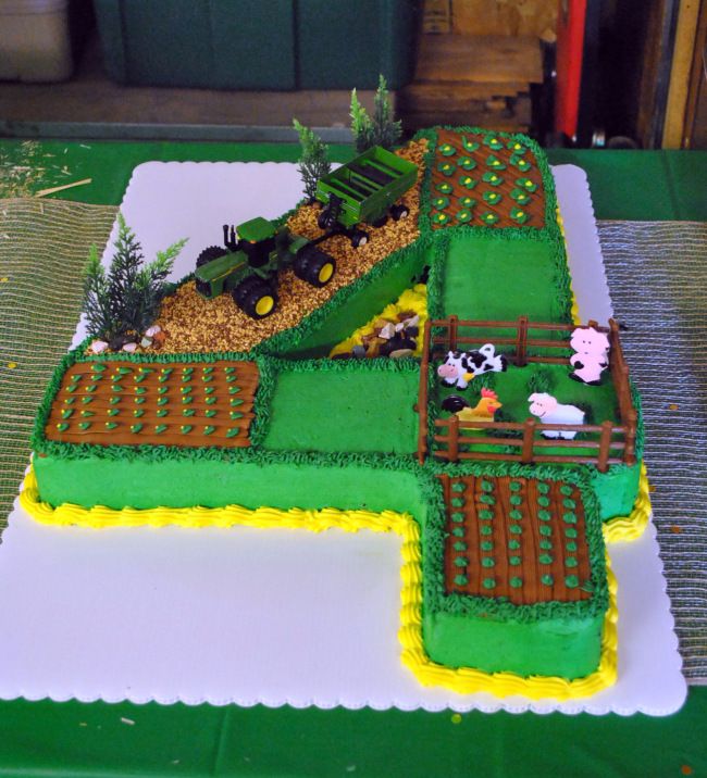 John Deere Tractor Birthday Cake