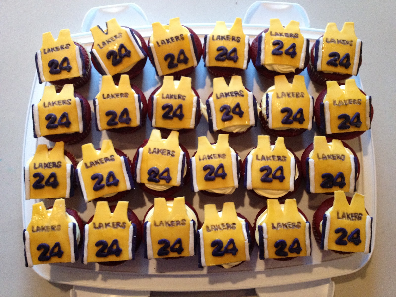 Lakers Basketball Cake Ideas