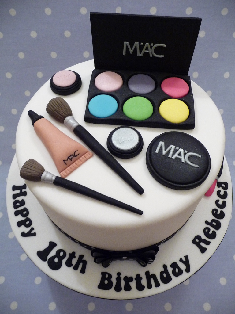 Mac Makeup Cake