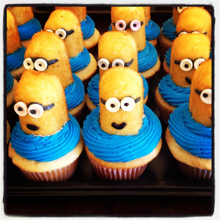 Minion Twinkie Cupcakes