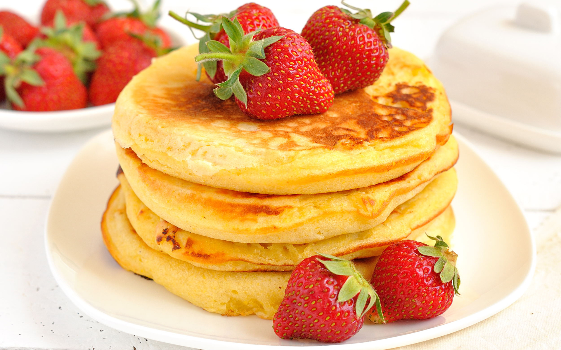 Pancakes with Strawberries