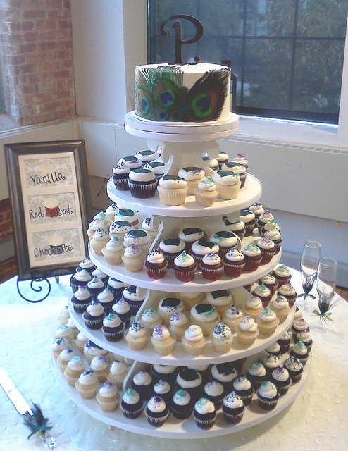 Peacock Wedding Cake and Cupcakes