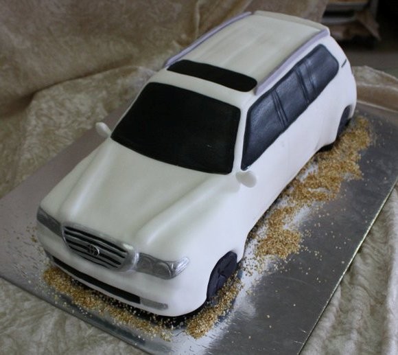 Toyota Land Cruiser Cake