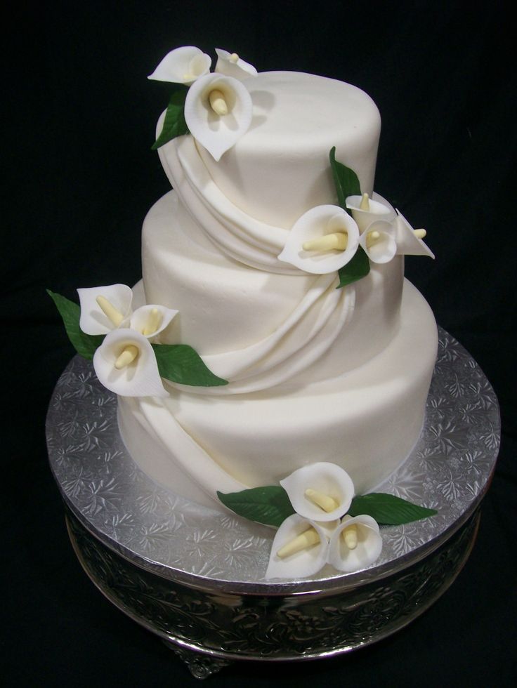 Wedding Cake with Calla Lilies