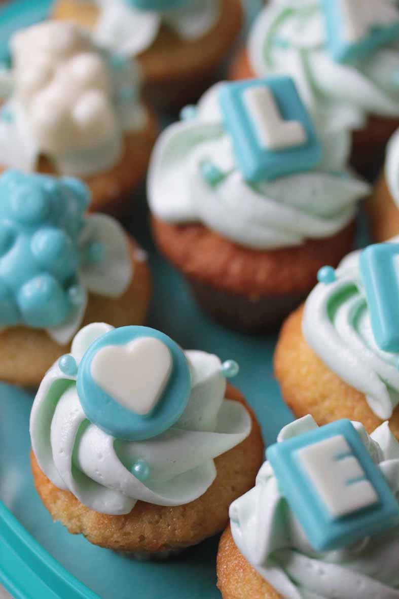 Baby Boy Shower Cakes with Frosting