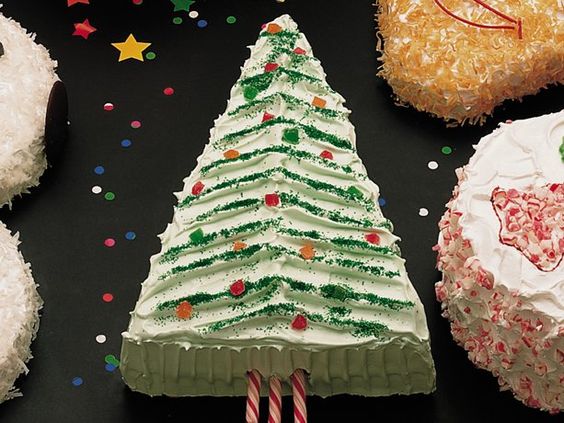 6 Photos of Betty Crocker Christmas Cakes