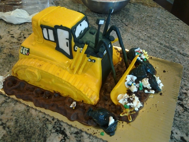 12 Photos of Cat Machine Birthday Cakes