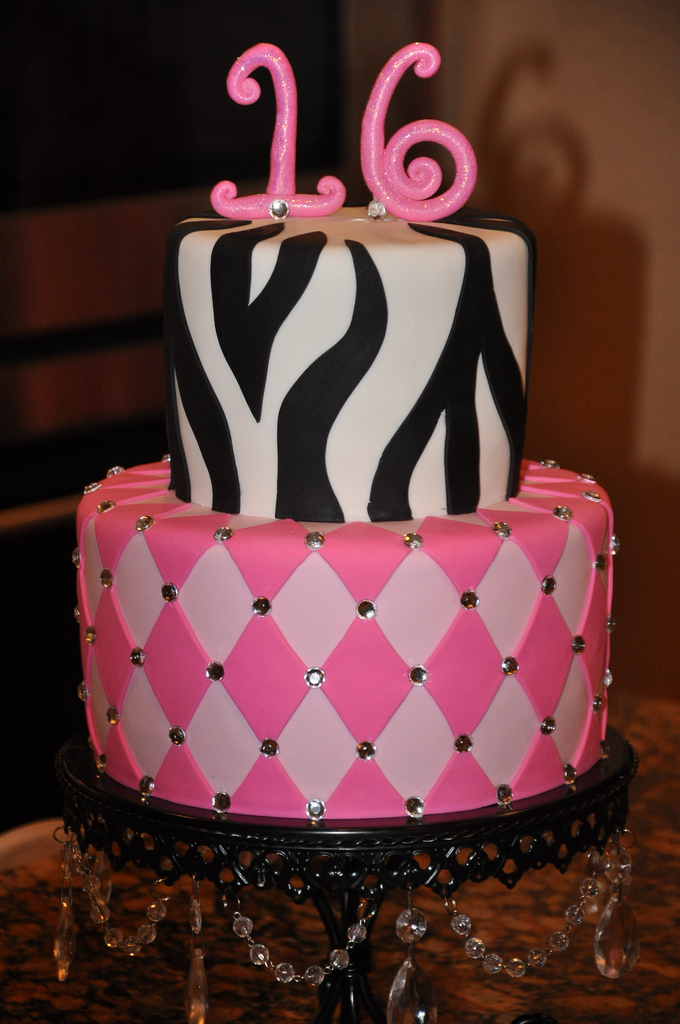 Cute Sweet 16 Cake