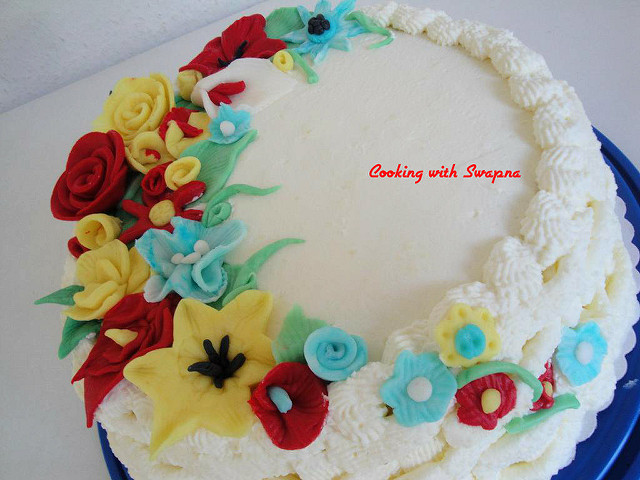 Decorating Cake with Whipped Cream Frosting