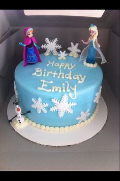 Disney's Frozen Cake