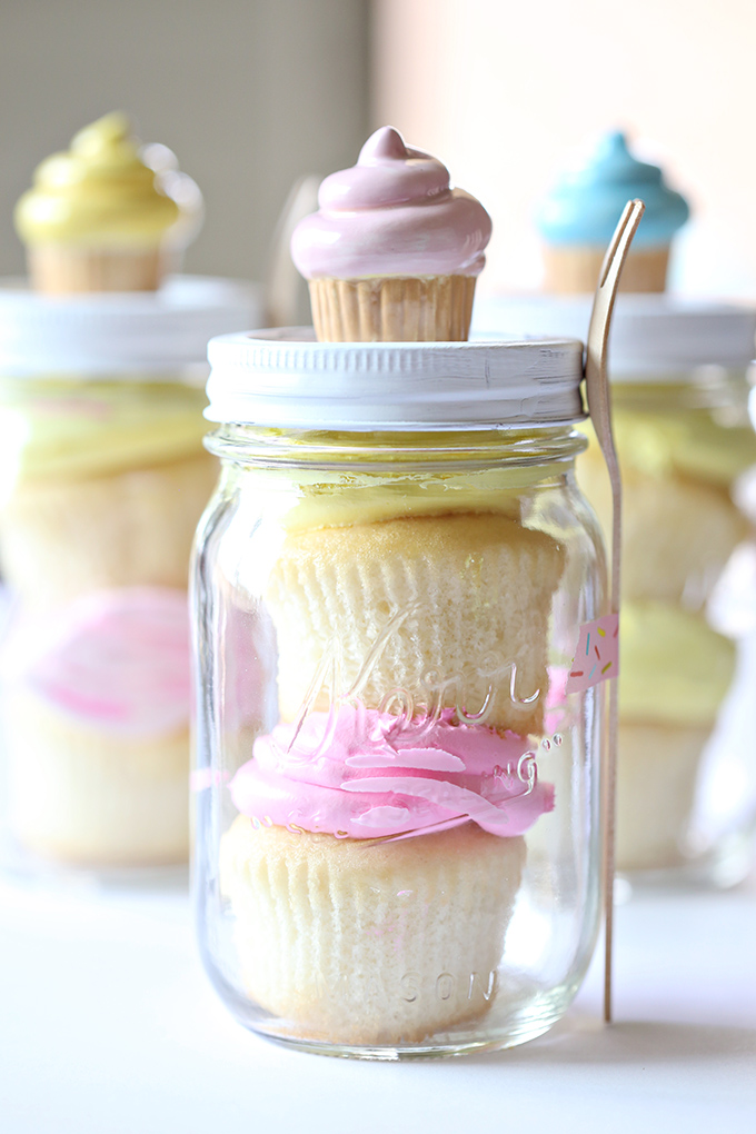 DIY Cupcakes Mason Jar Gifts