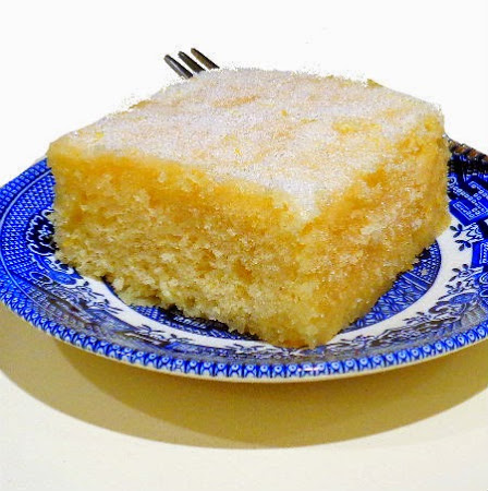 Easy Lemon Sheet Cake Recipe