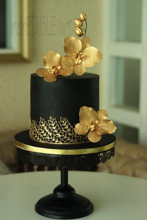 Elegant 50th Birthday Cake Ideas for Women