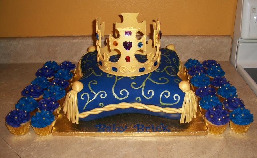 Kings Crown Baby Shower Cakes