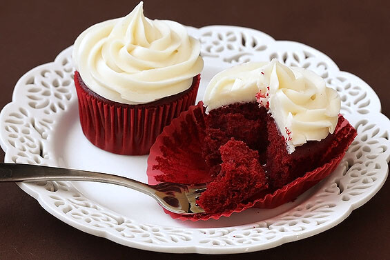 5 Photos of Red Velvet Cupcakes With Cream Cheese Inside