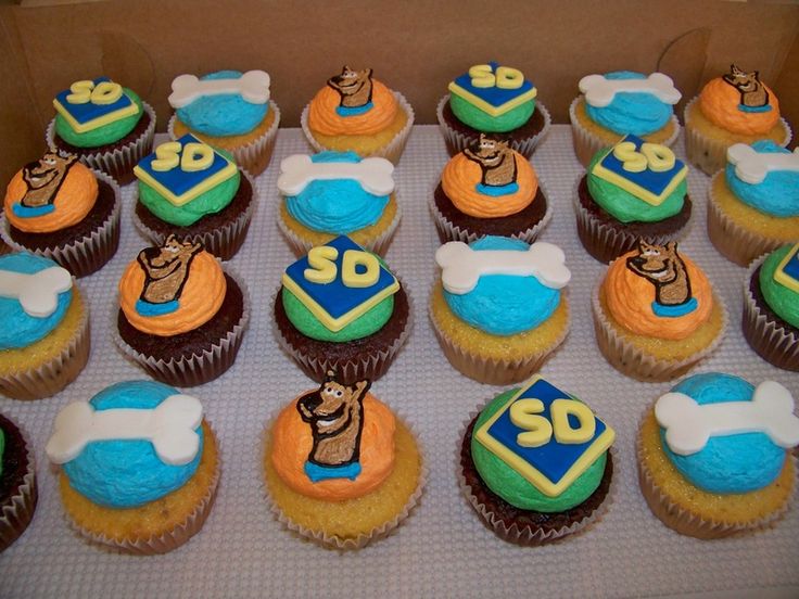 13 Photos of DIY Scooby Doo Birthday Cupcakes