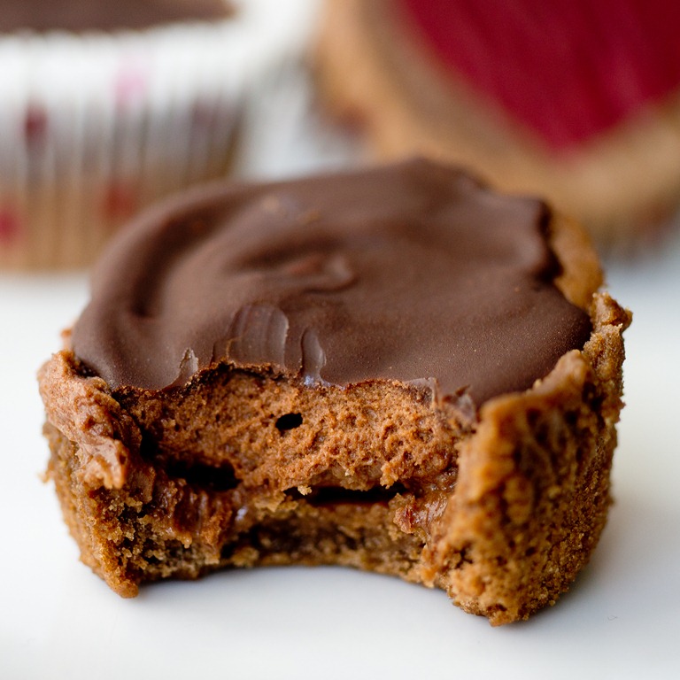 10 Photos of Triple Chocolate Stuffed Cheesecake Cupcakes