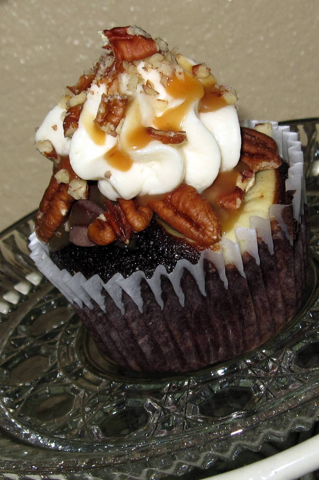 Turtle Cheesecake Cupcakes Recipe