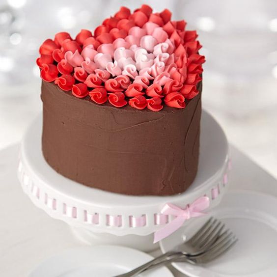 7 Photos of Shape S Valentine Cakes