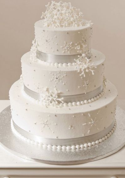 Winter Christmas Wedding Cake