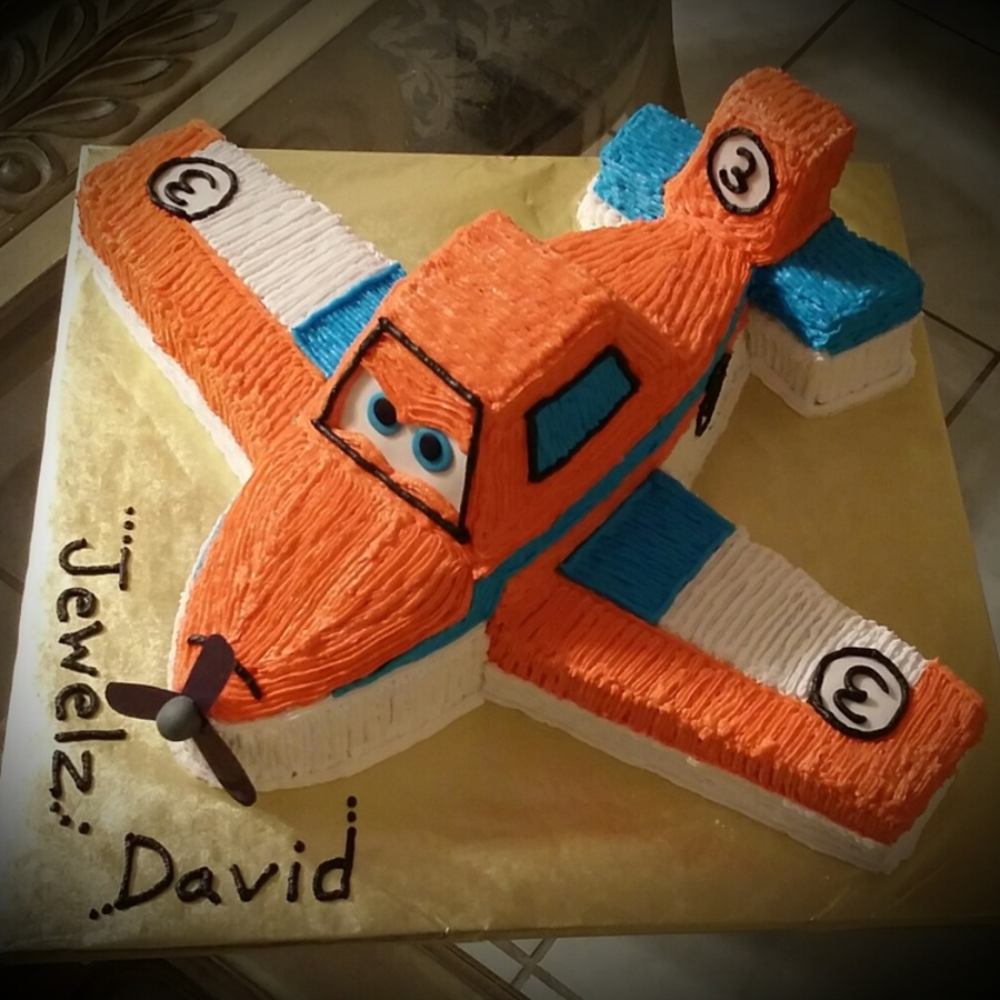 Airplane Birthday Cake