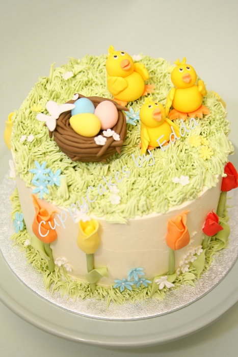 Baby Easter Chicks Cake