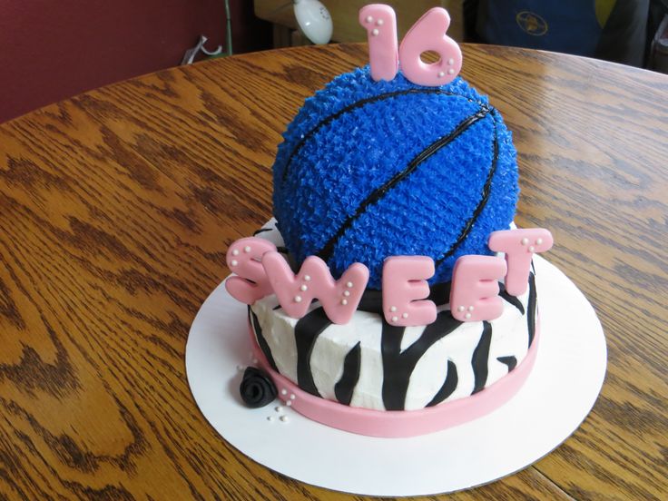 Basketball Sweet 16 Birthday Cake