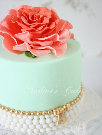 Beautiful Vintage Cake