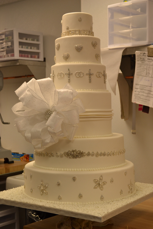 Big Beautiful Wedding Cakes