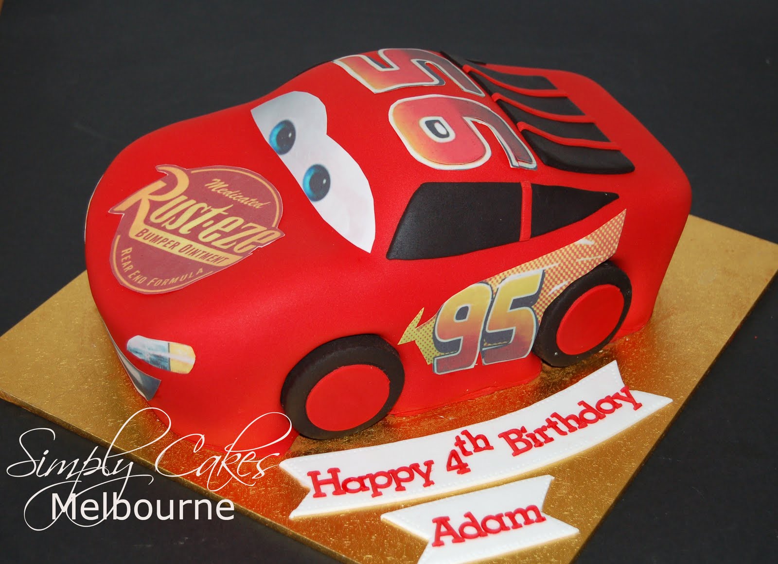 Cars Lightning McQueen Cake