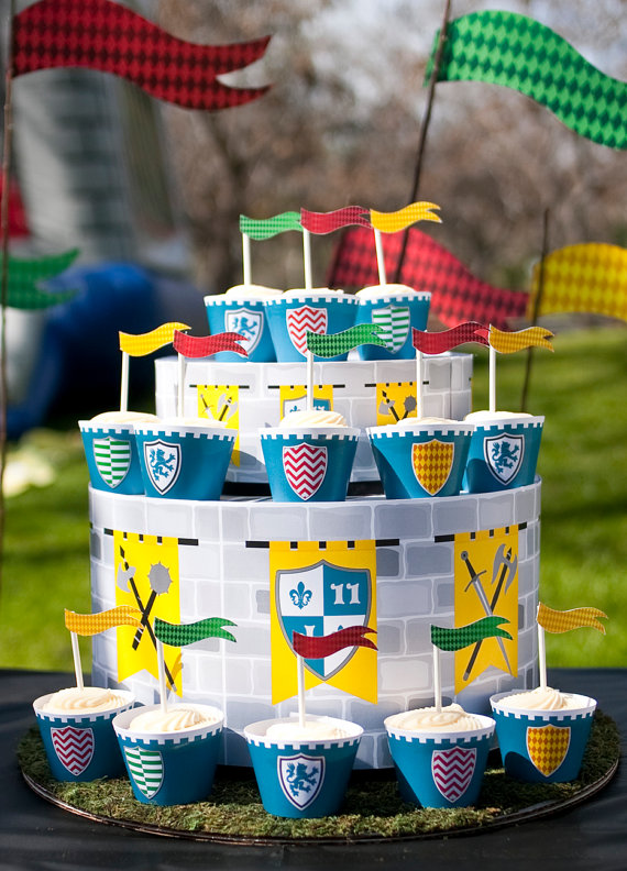 Castle Knight Cake Stand DIY