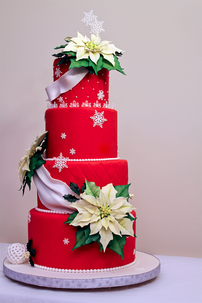 Christmas Poinsettia Wedding Cake