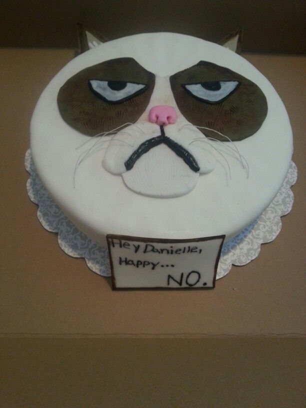 Grumpy Cat Cake