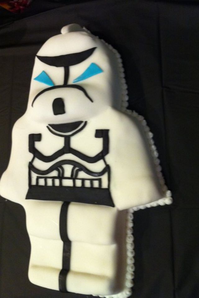 LEGO Stormtrooper Birthday Cake