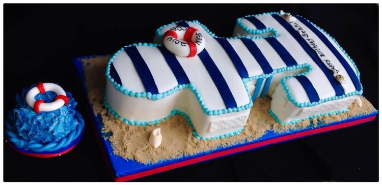 Nautical Anchor Cake