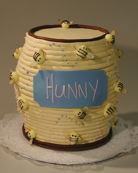 Pooh Honey Pot Cake