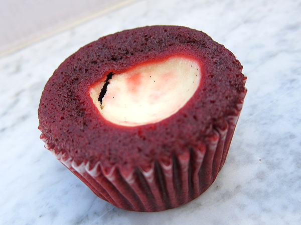 Red Velvet Cupcakes with Cream Cheese Filling